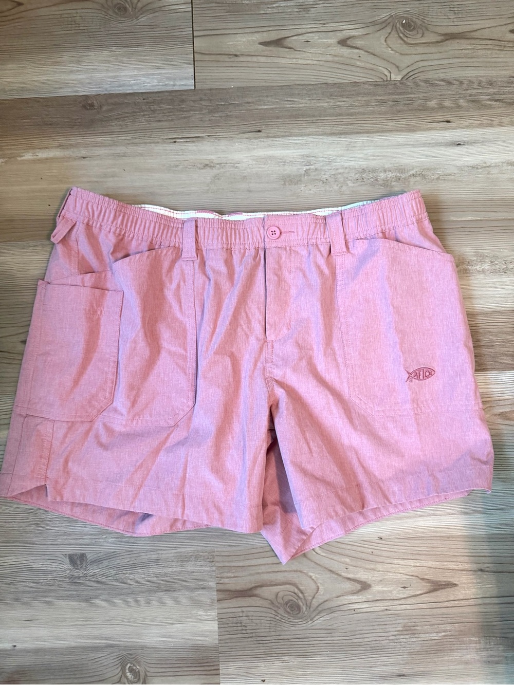 AFTCO women’s size 8 original fishing shorts